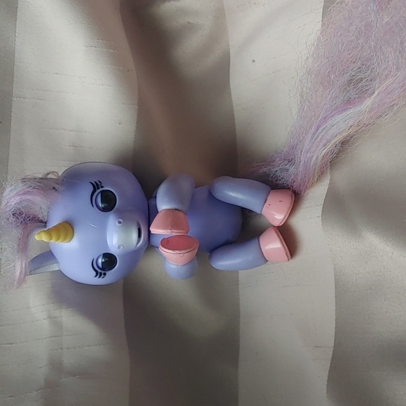 3/$20 My Little Pony, Fingerling Baby and Zoomer Zupps - Picture 8 of 10